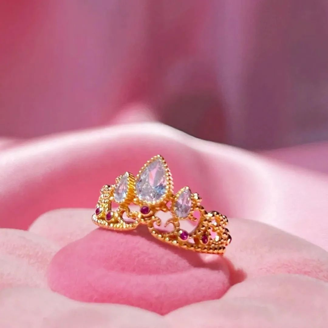Princess Ring & Book Case