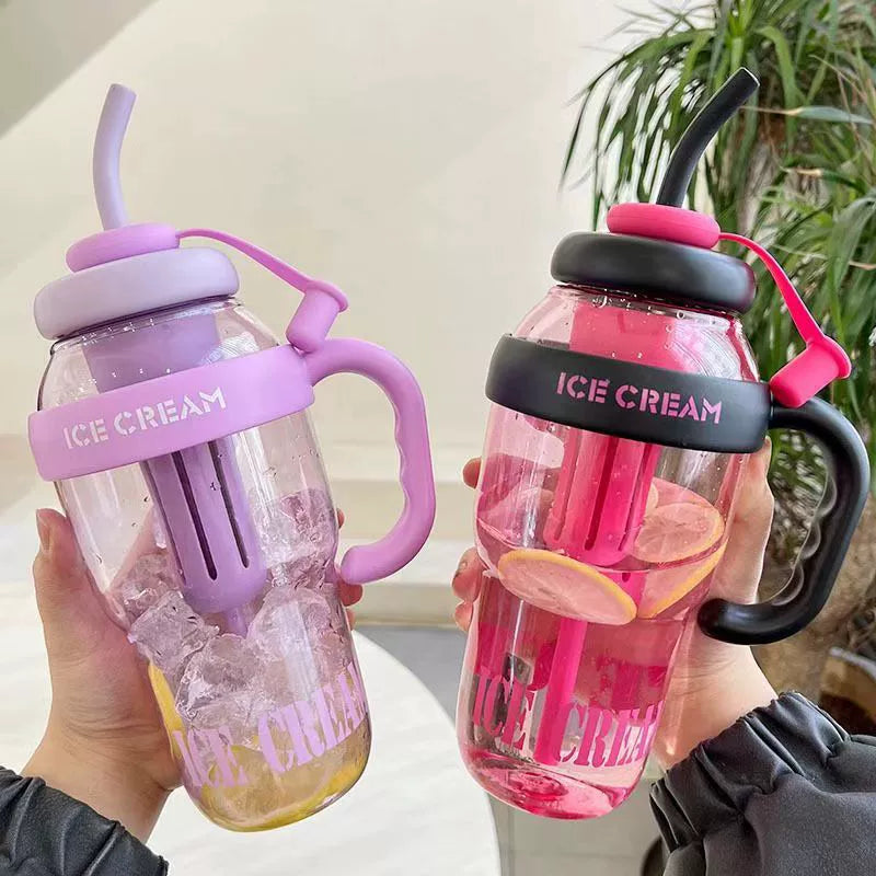 Cute Sipper Bottle With Straw