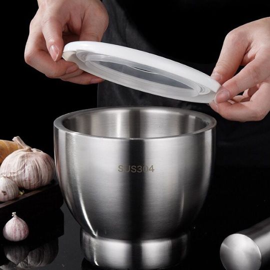 Spice Crusher With Lid