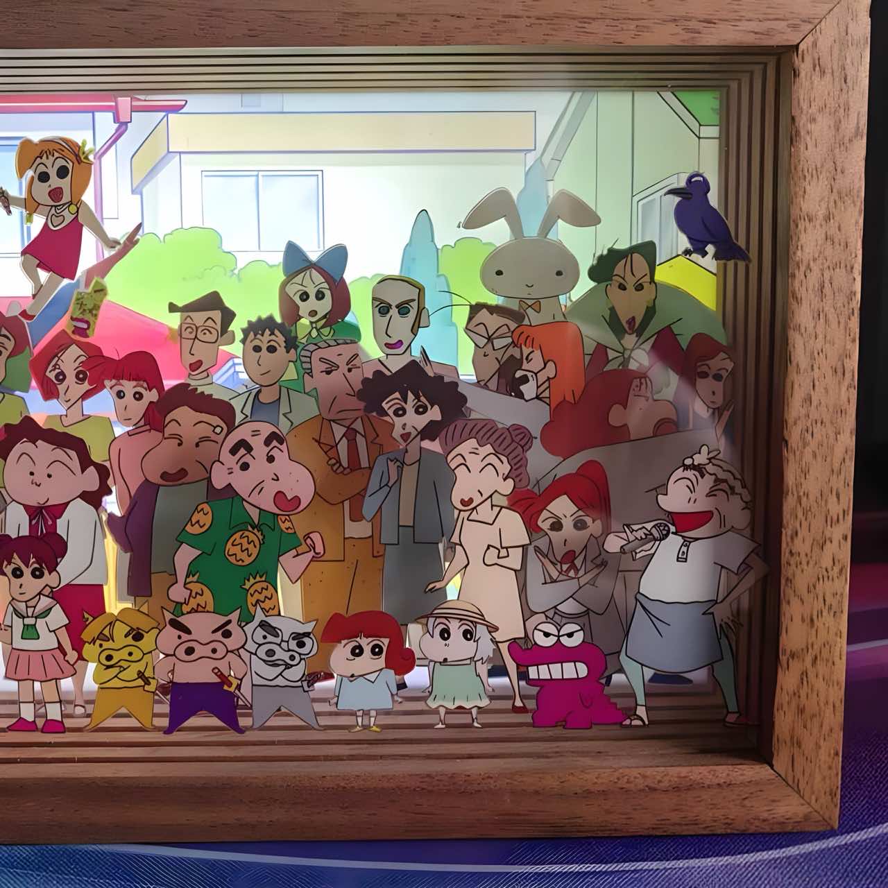 Shinchan Family Glowbox