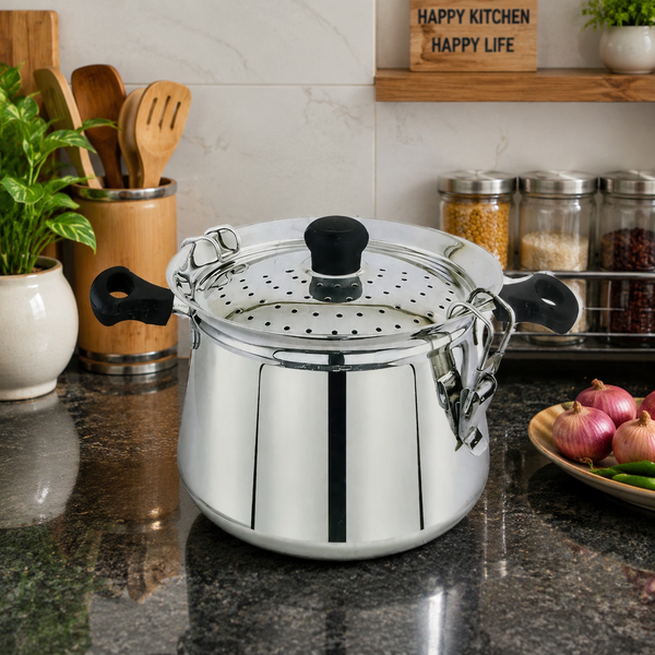 Boiler Pot with Strainer Lid