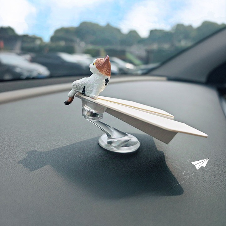 Spinning Cat Car Ornaments