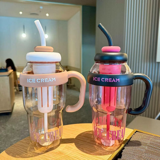 Cute Sipper Bottle With Straw