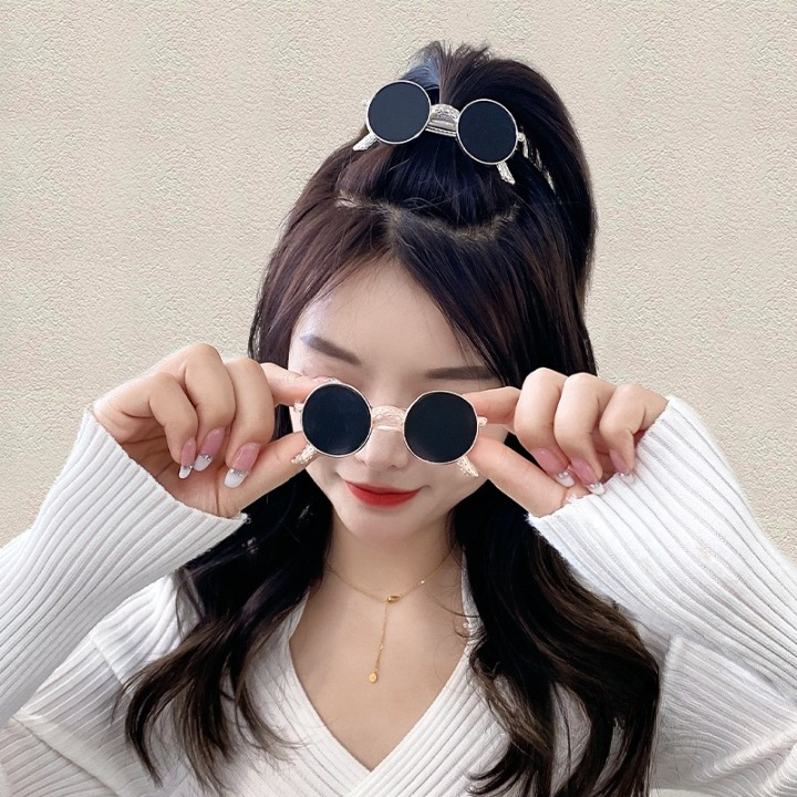 Sunglass Hair Clip