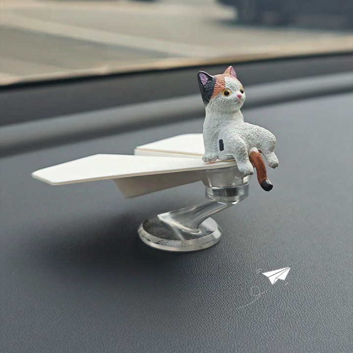 Spinning Cat Car Ornaments